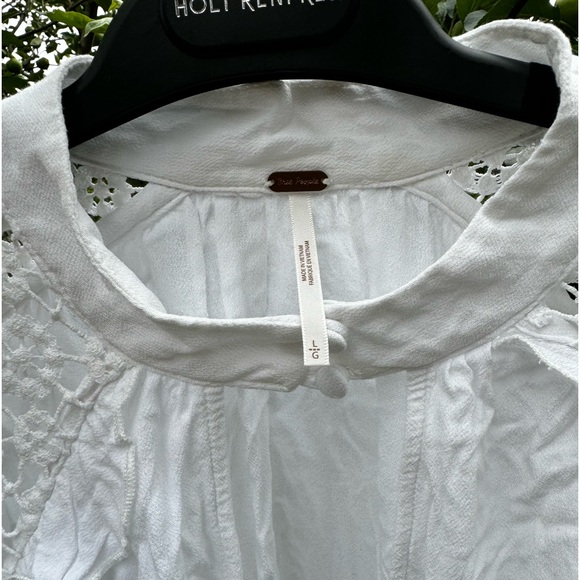 FREE PEOPLE Little Bit of Love White Ruffled Blouse Top, Sz L - Picture 7 of 15